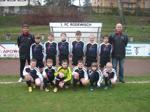 E-Jugend bedankt sich für neue Trikots